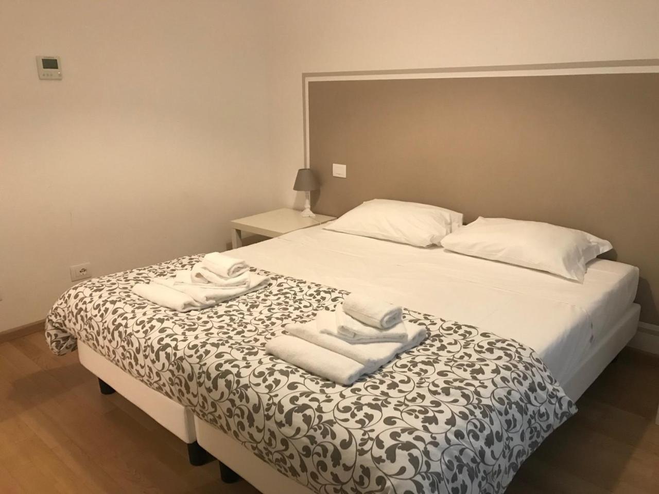 Ritter'S Rooms & Apartments Триест Екстериор снимка
