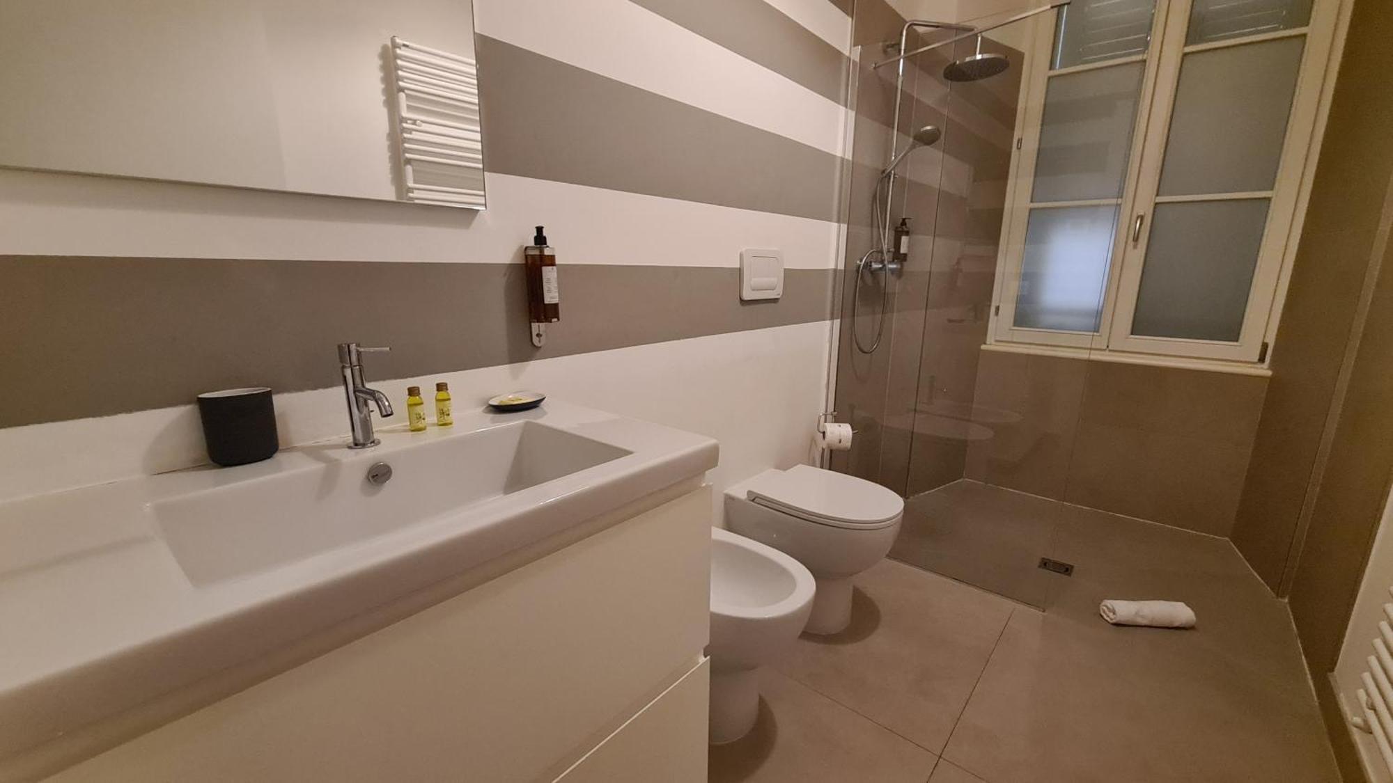 Ritter'S Rooms & Apartments Триест Екстериор снимка